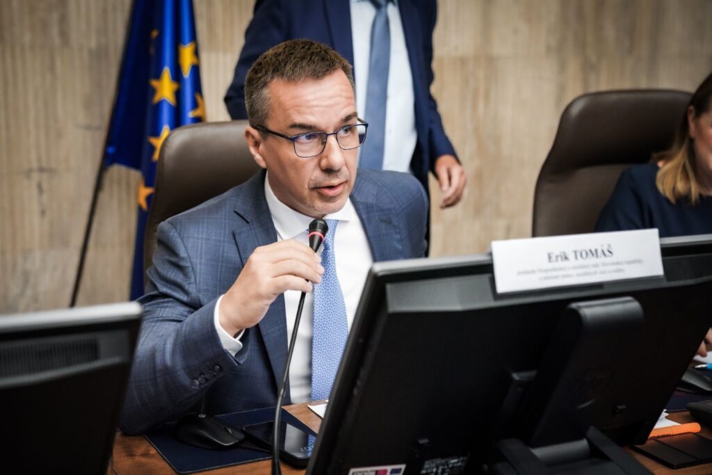 tripartita predseda hsr minister prace erik tomas