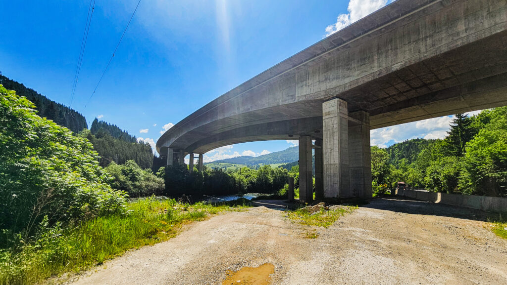 Diaľnica D1 Hubová - Ivachnová