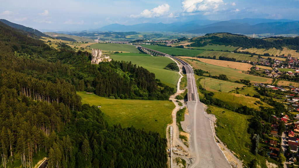 Diaľnica D1 Hubová - Ivachnová